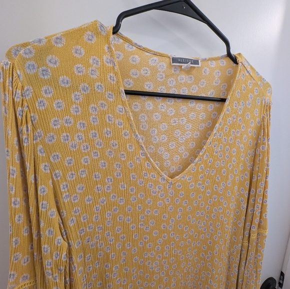 Pleione Yellow Floral Blouse - Picture 3 of 6
